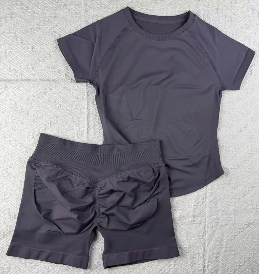 New Four Seasons 2-piece Sports Set Short Sleeve Round Neck Seamless Indoor Yoga Top Boxing Fitness Running Shorts Sports Set