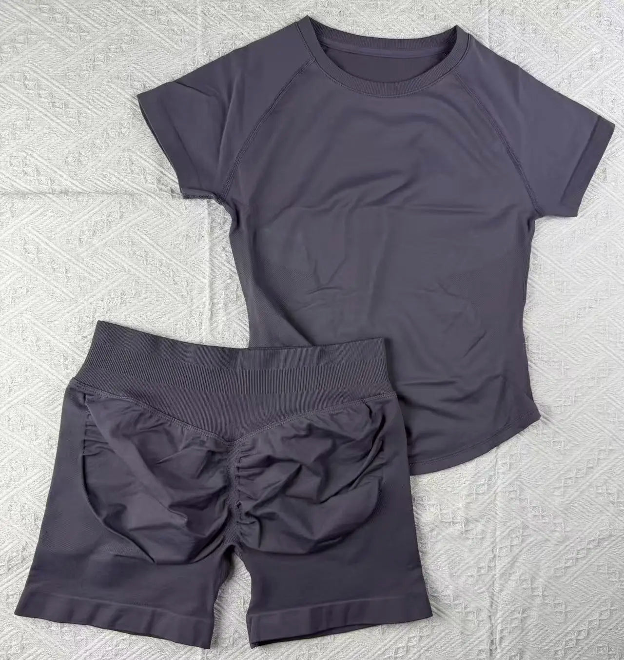 New Four Seasons 2-piece Sports Set Short Sleeve Round Neck Seamless Indoor Yoga Top Boxing Fitness Running Shorts Sports Set