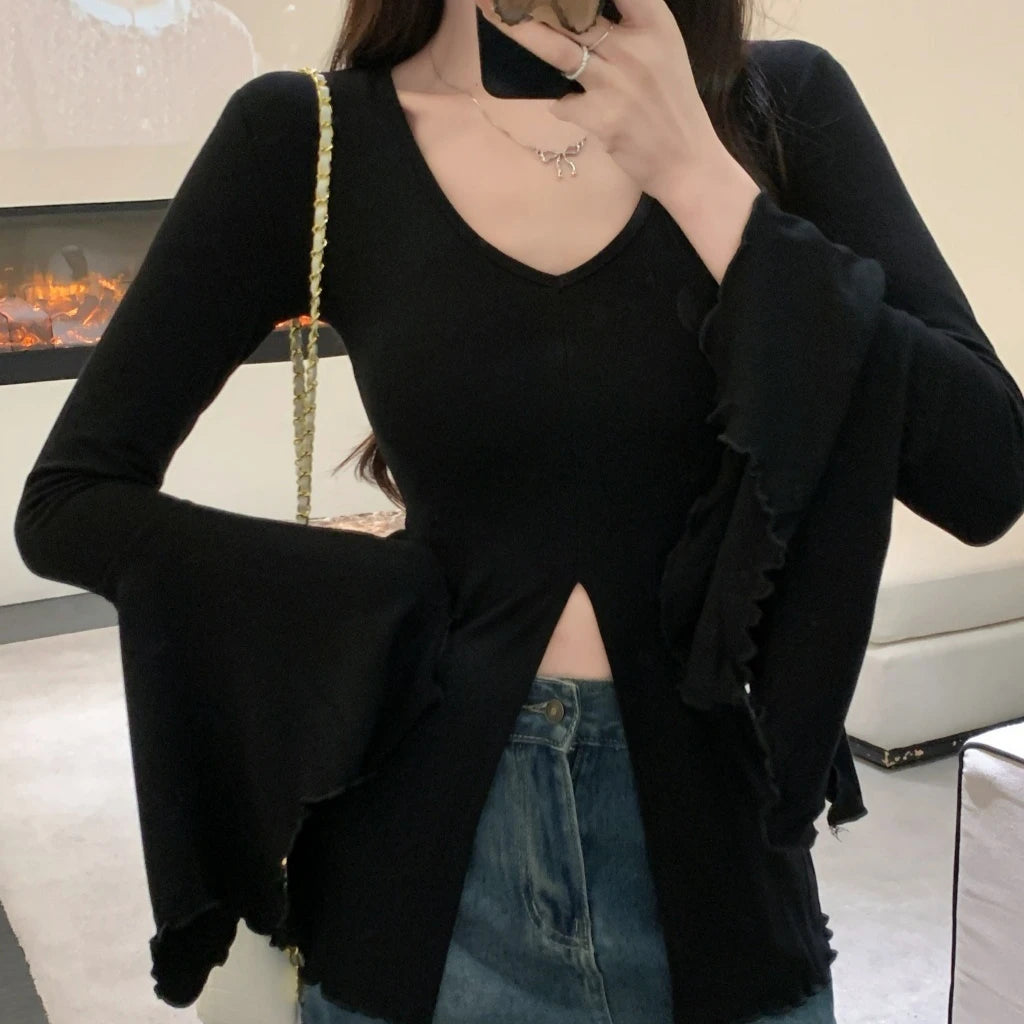 Vintage Y2K T-Shirt for Women, Bodycon Fit with Flare Sleeve & Side Split, Grunge Aesthetic Harajuku Top (74 Characters)